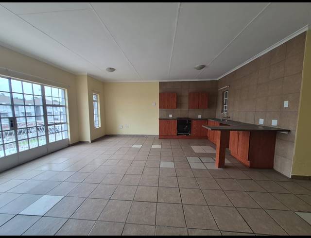 2 BEDROOM APARTMENT FOR SALE IN BRAKPAN NORTH